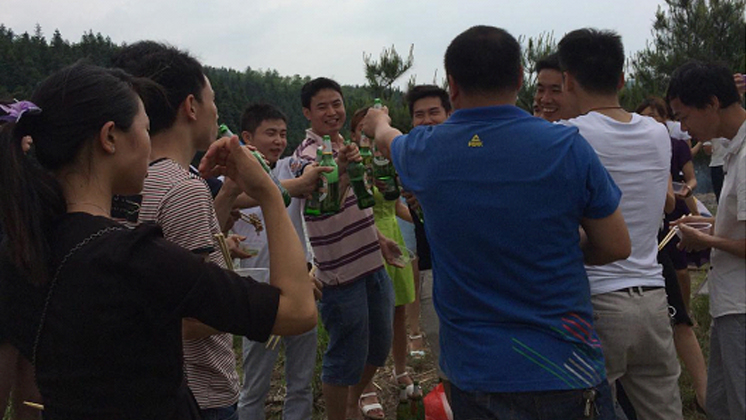 野飯香炊玉，炬神電子團隊活動：野炊