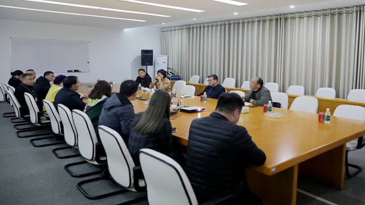 郴州高新區(qū)黨工委副書記、管委會主任李黎明蒞臨炬神電子調(diào)研